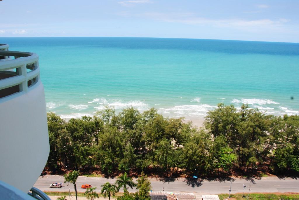 Vip Condochain Rayong Ban Phe Bagian luar foto